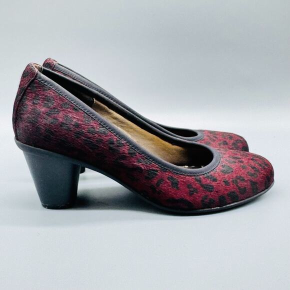 Vionic Shoes Womens 7.5 Red Black Animal Print Heels Calf Hair Casual Mabrey - Picture 1 of 12
